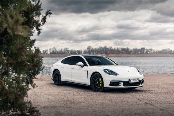 Porsche Panamera Duvar Posteri